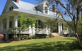 Canemount Plantation Inn