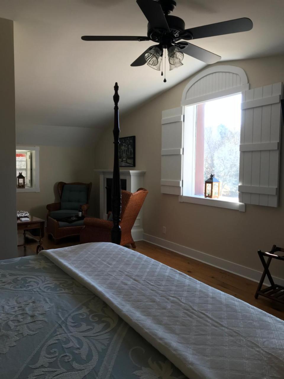 Canemount Plantation Inn Westside Room photo